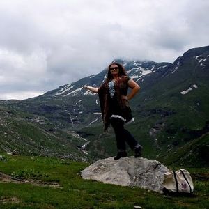 Meet your Posher, Laurel